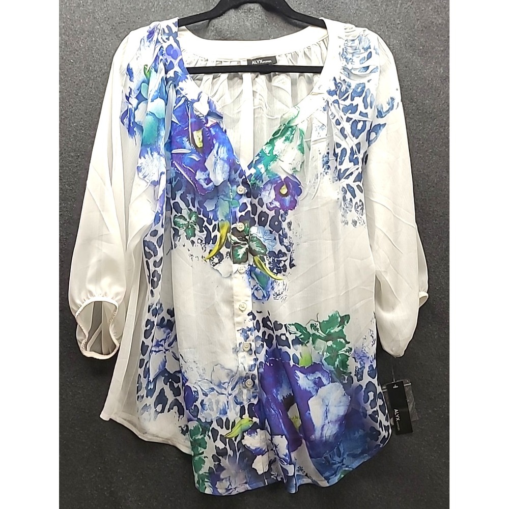 Alyx Woman 1X White Floral Pullover Lightweight‎ sheer Resort Travel Wear NWT